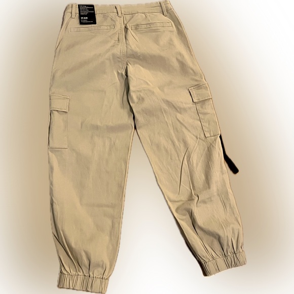 VIP Jeans Relaxed Joggers Essentials Khaki Relaxed Size 9/10 Stretch Cargos NWT - Picture 8 of 15
